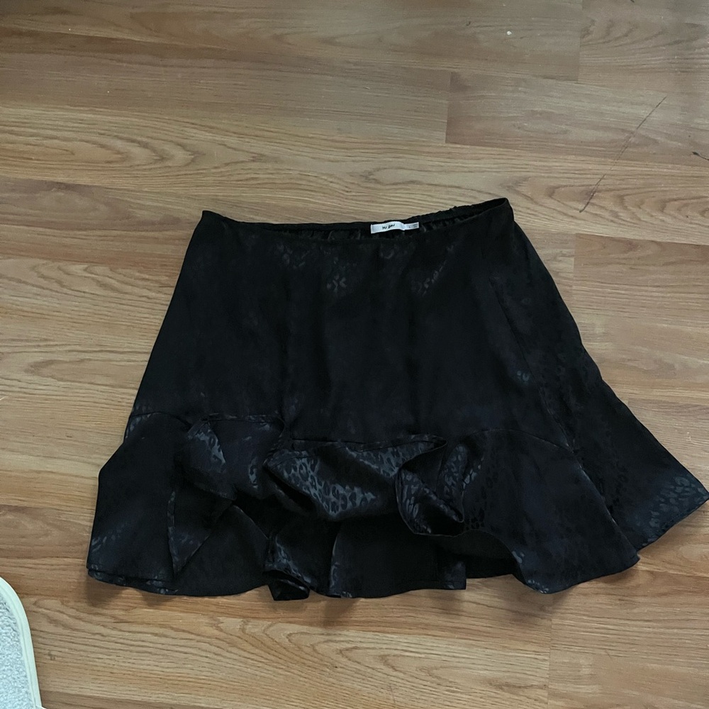 Francesca's Collections Black Asymmetrical Skater Mini Skirt